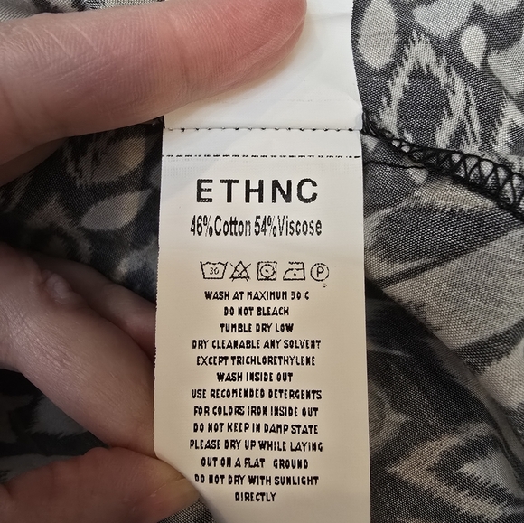 ETHNC Classics Floral Blouse Size Small - Picture 2 of 10